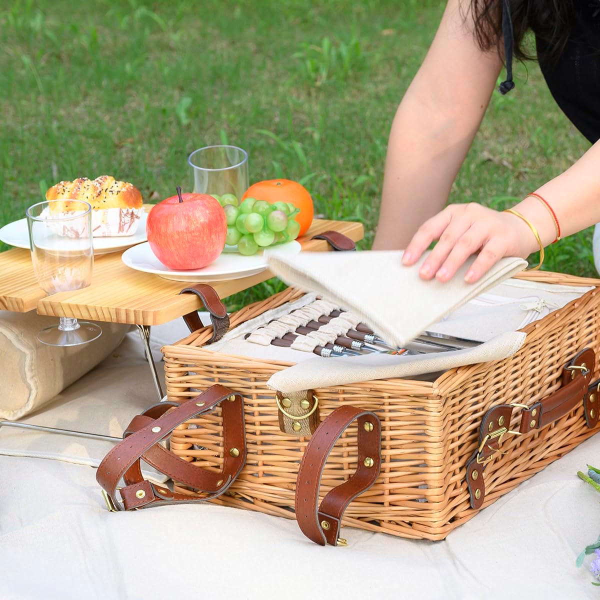Multifunctional Wicker Picnic Basket Set