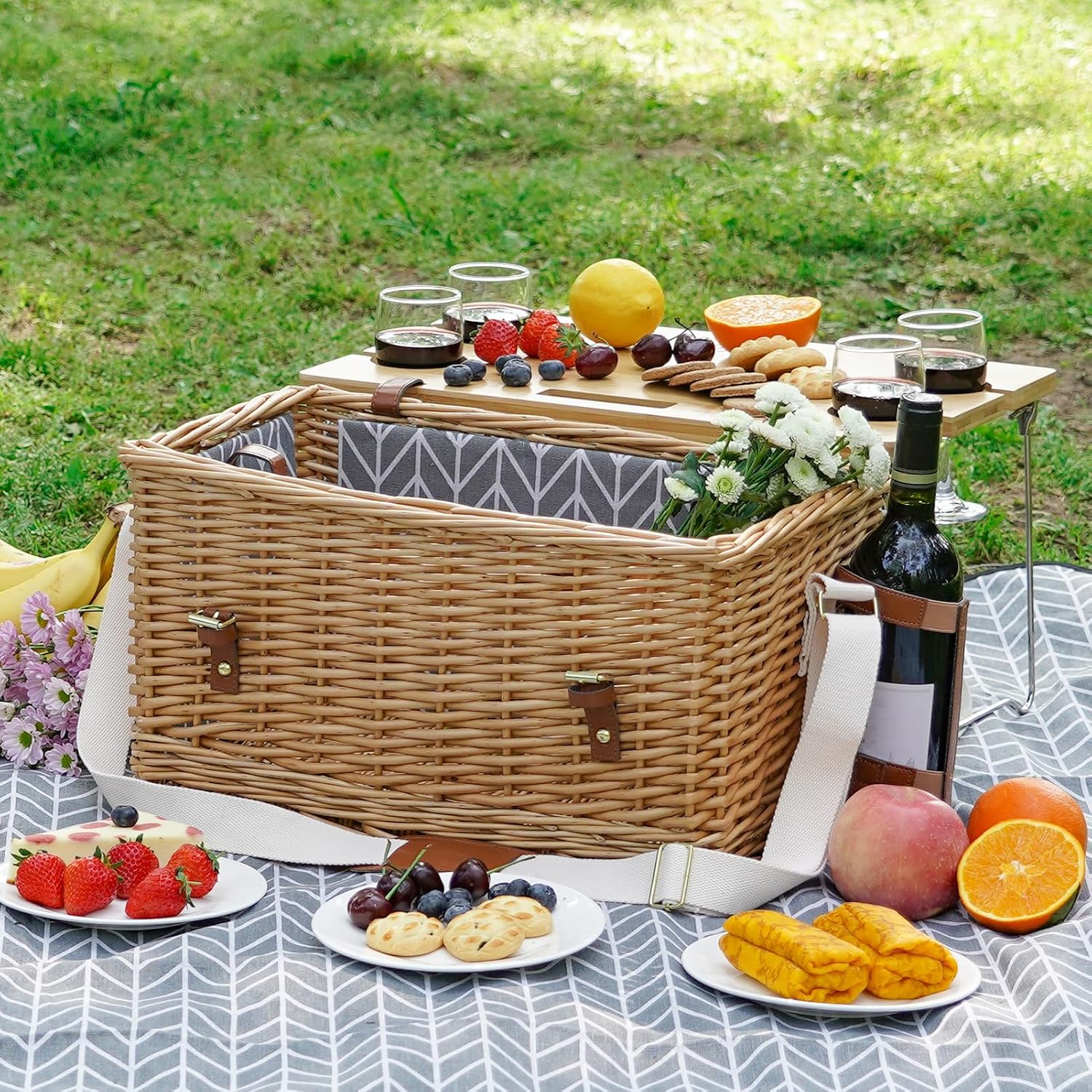 Picnic Basket Set